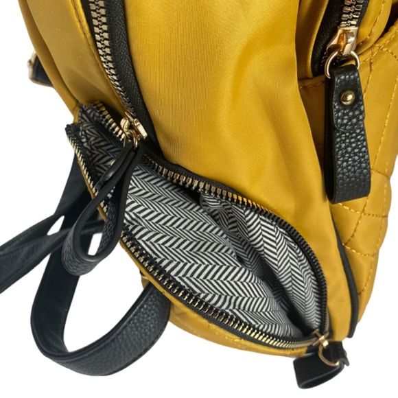 LD Multi-pocket Backpack - Picture 5 of 11